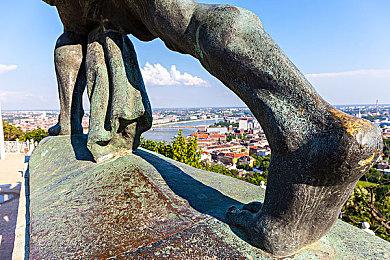 《流放之路2》抢先体验版将有25小时战役外加终末内容